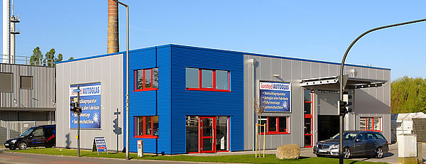 Neubau einer junited - AUTOGLAS - Werkstatt in Detmold