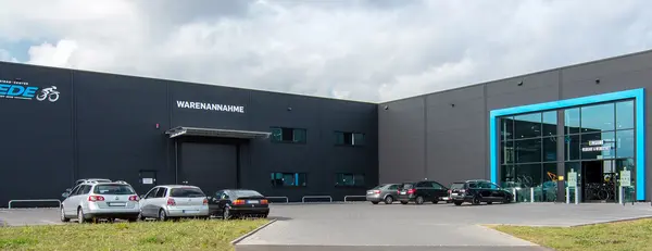 Industriebau - Neubau eines Fahrradhandels mit Service und Werkstatt